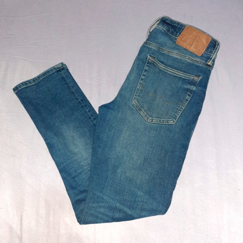 American eagle jeans size 28